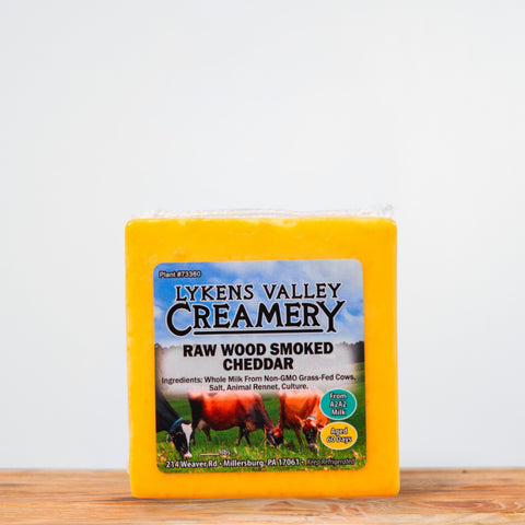 Raw Cow Smoke Cheddar Cheese | 1 LB